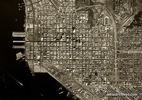 historical aerial photograph  San Diego, San Diego County California AHLV3397
