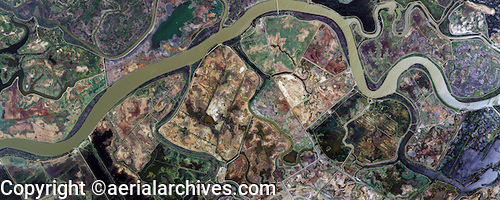 © aerialarchives.com aerial photo map of the Sacramento River delta